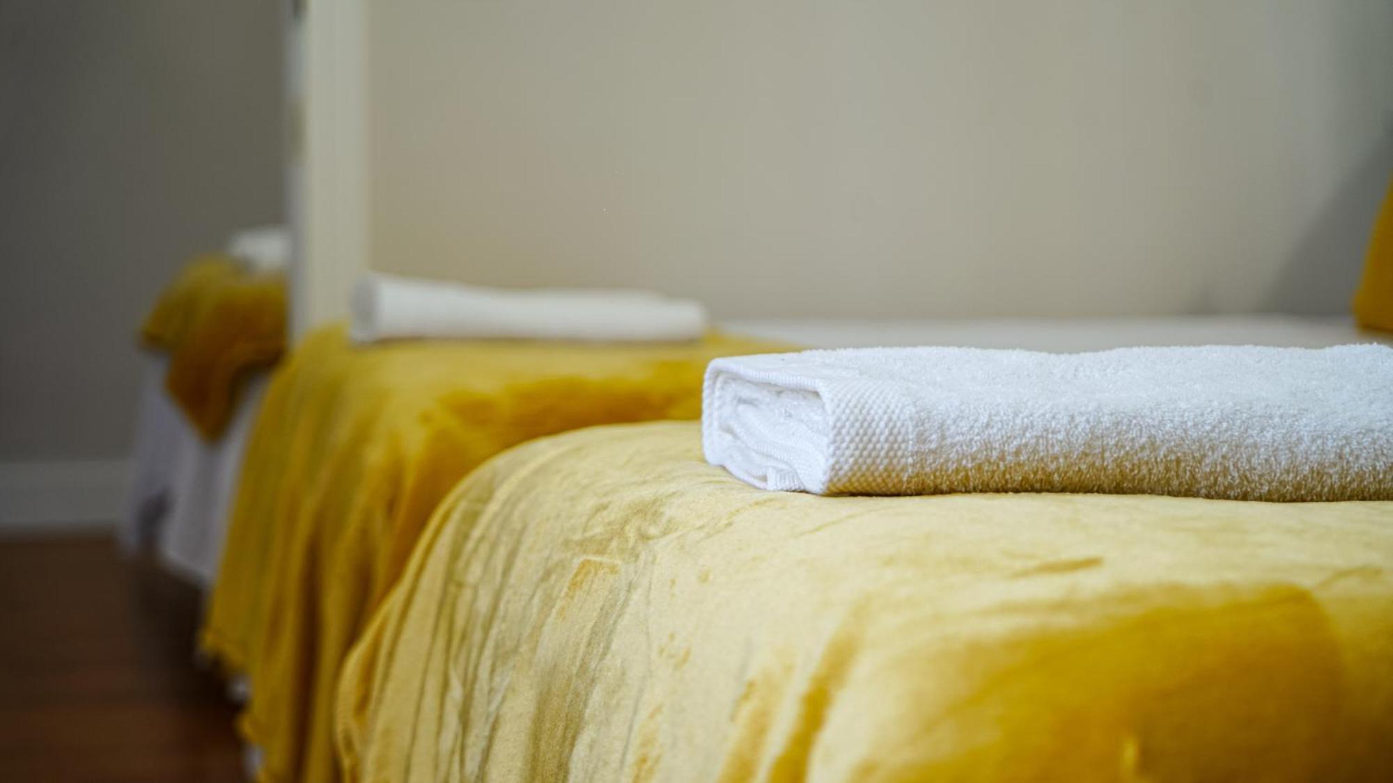 Apartamentos Puente Romano Suites Mérida Ngoại thất bức ảnh