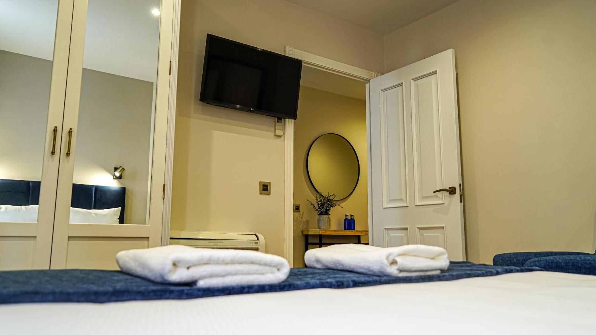 Apartamentos Puente Romano Suites Mérida Ngoại thất bức ảnh
