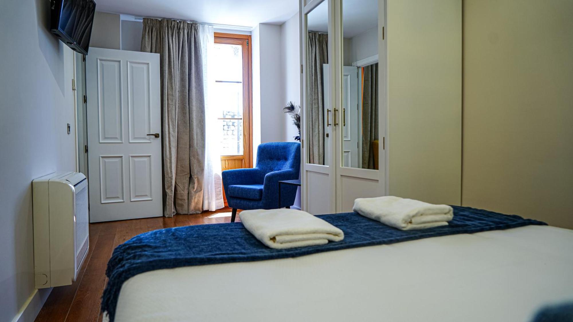 Apartamentos Puente Romano Suites Mérida Ngoại thất bức ảnh