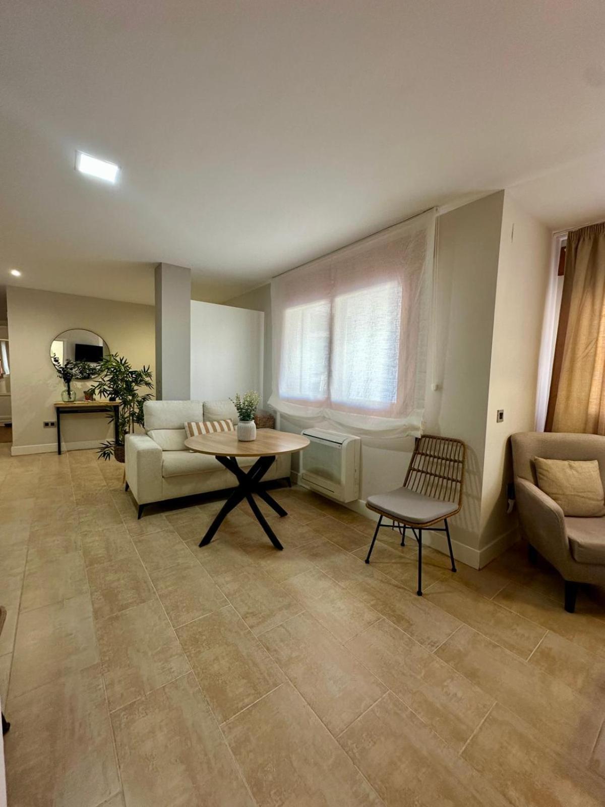 Apartamentos Puente Romano Suites Mérida Ngoại thất bức ảnh