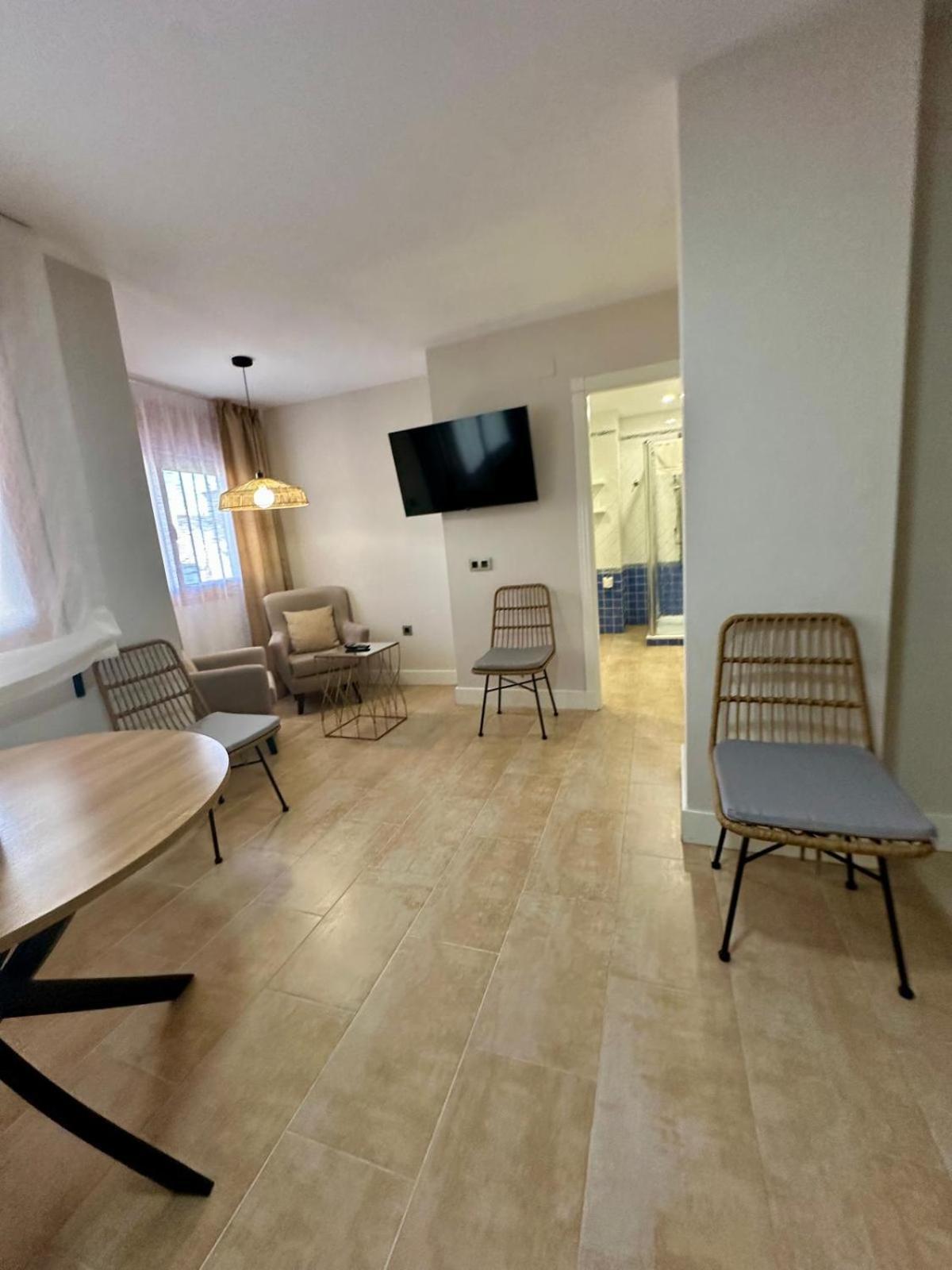 Apartamentos Puente Romano Suites Mérida Ngoại thất bức ảnh